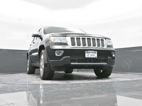 Used 2011 Jeep Grand Cherokee Overland Summit image 46