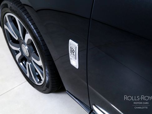 Used 2022 Rolls-Royce Cullinan image 42