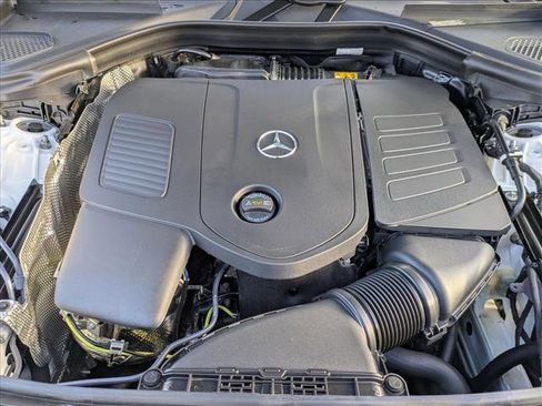 Used 2026 Mercedes-Benz GLC 300 4MATIC image 23