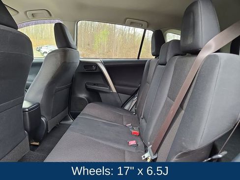 Used 2014 Toyota RAV4 LE AWD/4WD image 16