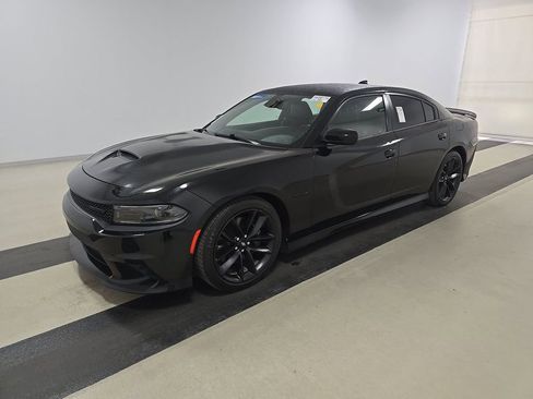 Used 2022 Dodge Charger R/T w/ Plus Group RWD image 1