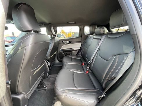 Used 2024 Jeep Compass Limited image 21