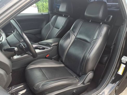 Used 2018 Dodge Challenger GT w/ Blacktop Package AWD/4WD image 24