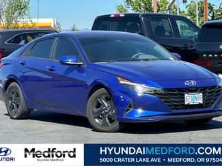 Used 2022 Hyundai Elantra SEL FWD video 1