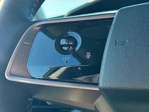 Used 2025 Nissan Murano SL image 9