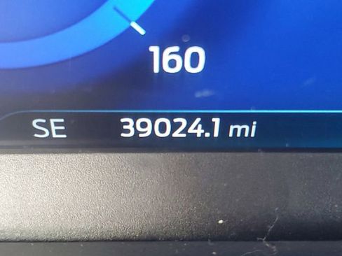 Used 2022 Ford Escape SEL w/ Technology Package image 22