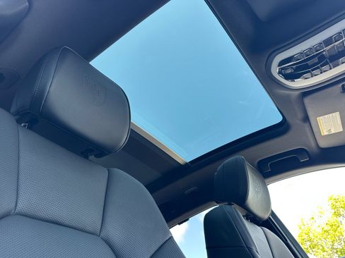 New 2026 Porsche Macan AWD/4WD image 19