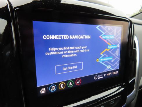 Used 2023 Chevrolet Traverse RS image 22