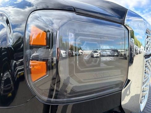 Used 2019 GMC Sierra 3500 Denali AWD/4WD image 9