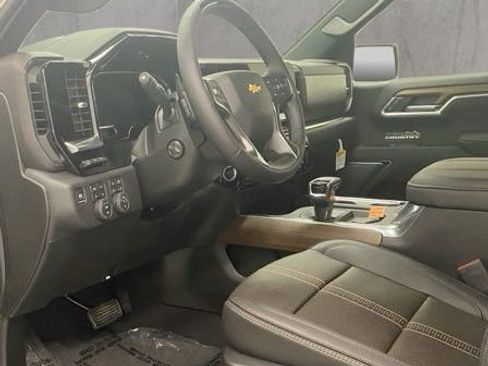 New 2026 Chevrolet Silverado 1500 High Country w/ Technology Package AWD/4WD image 18