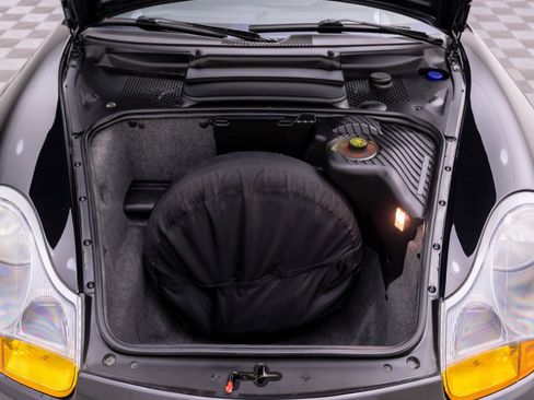 Used 2000 Porsche Boxster RWD image 28