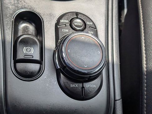 Used 2018 MINI Cooper Countryman FWD image 26