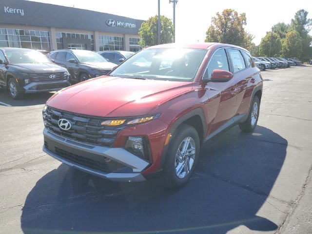 New 2026 Hyundai Tucson SE AWD/4WD image 2