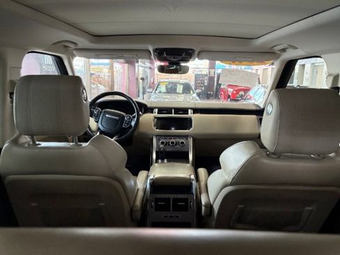 Used 2017 Land Rover Range Rover Sport HSE image 16