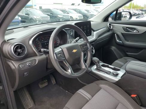 Certified 2025 Chevrolet Blazer LT AWD/4WD image 10
