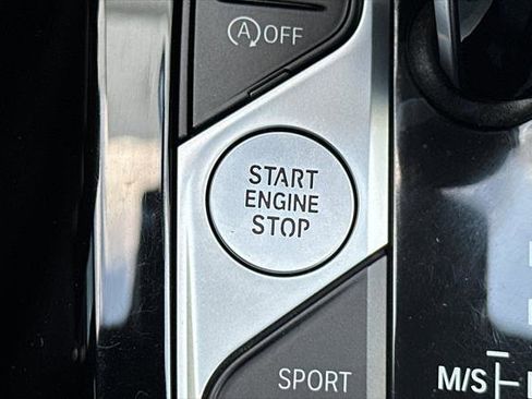 Used 2024 BMW X3 sDrive30i w/ M Sport Package RWD image 22