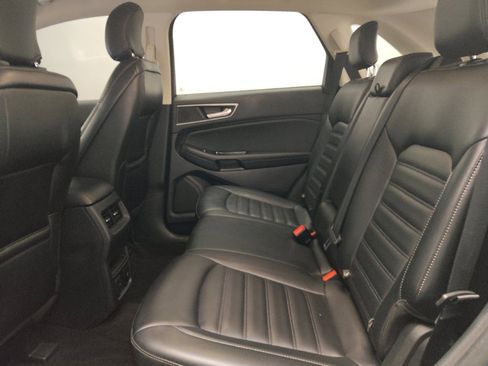 Used 2019 Ford Edge SEL w/ Equipment Group 201A image 18