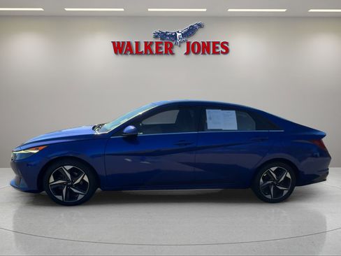 Used 2021 Hyundai Elantra SEL w/ Convenience + Premium Package image 6