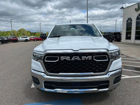 New 2026 RAM 1500 4x4 Crew Cab image 3