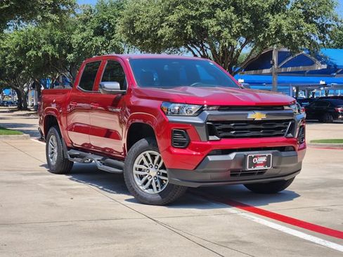 Used 2026 Chevrolet Colorado LT w/ Advanced Trailering Package RWD image 3