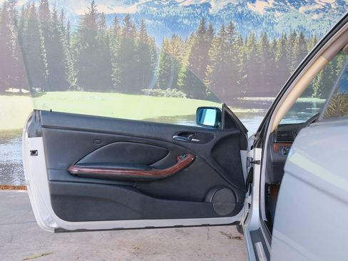 Used 2002 BMW 325Ci Coupe RWD image 12