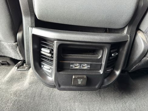 Used 2022 RAM 1500 Big Horn AWD/4WD image 44