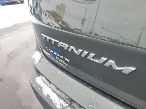 Used 2023 Ford Edge Titanium w/ Class II Trailer Tow Package image 26