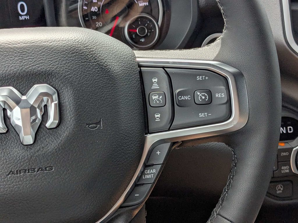 New 2026 RAM 1500 Big Horn AWD/4WD image 24
