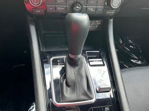 Used 2023 Jeep Compass High Altitude w/ Driver Assist Group I AWD/4WD image 17