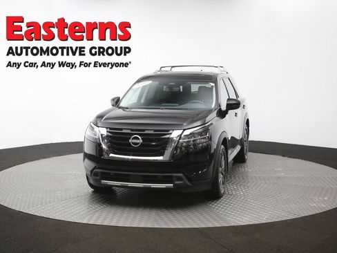 Used 2023 Nissan Pathfinder SL w/ SL Premium Package image 57