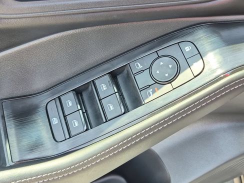 Certified 2026 Nissan Rogue SV FWD image 13