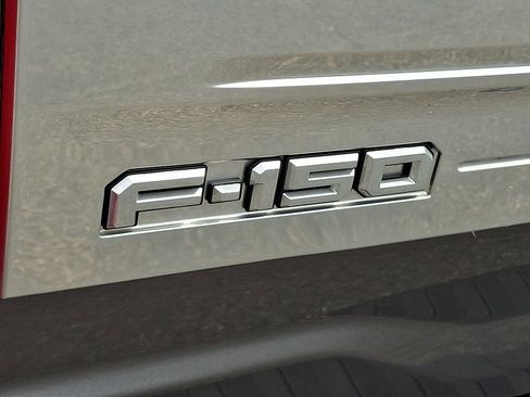 Used 2023 Ford F150 Limited image 31