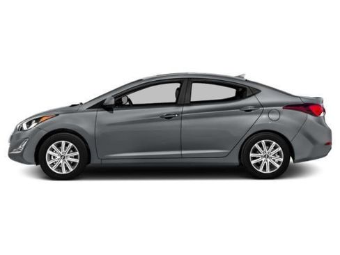 Used 2015 Hyundai Elantra SE FWD image 2