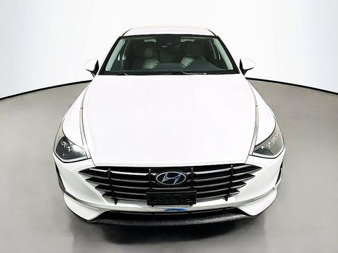 Used 2020 Hyundai Sonata SE FWD image 2