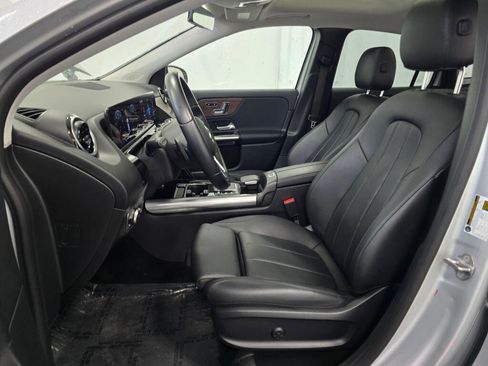 Used 2022 Mercedes-Benz GLA 250 4MATIC w/ Premium Package Lite image 12