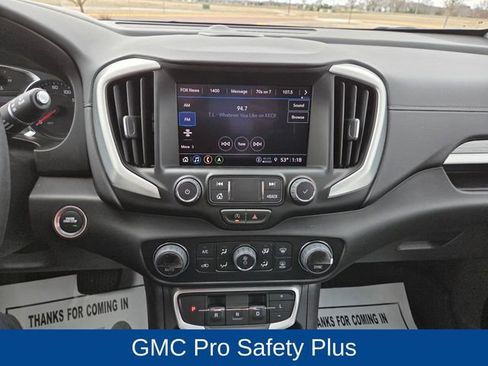 Used 2024 GMC Terrain SLT w/ Infotainment Package II AWD/4WD image 28