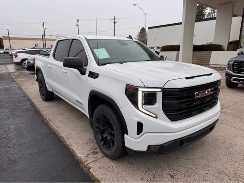 Used 2023 GMC Sierra 1500 Elevation image 7