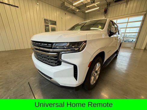 Used 2023 Chevrolet Suburban Premier image 8