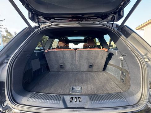 Used 2025 Lincoln Aviator Reserve w/ Jet Appearance Package image 38