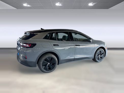 New 2025 Volkswagen ID.4 Pro S Plus image 7