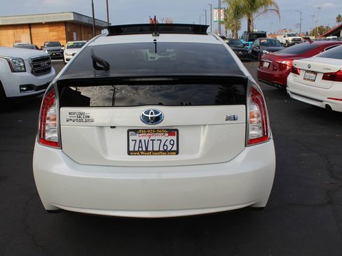 Used 2013 Toyota Prius Three image 6