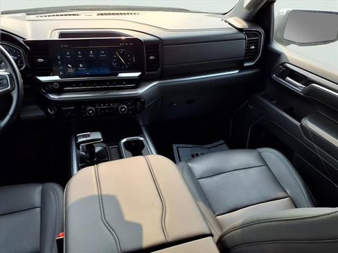 Used 2023 Chevrolet Silverado 1500 LTZ image 14