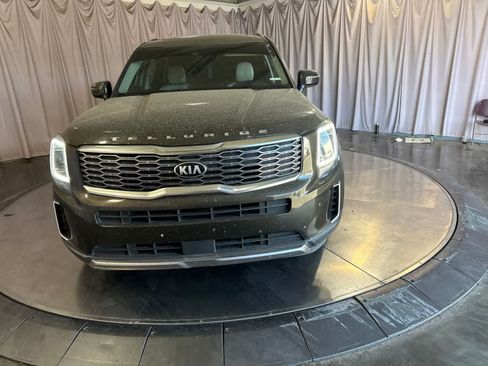 Used 2021 Kia Telluride S FWD image 2