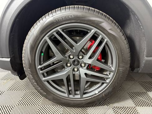 Certified 2025 Ford Explorer ST-Line w/ Premium Package image 11