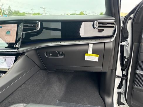 New 2026 Jeep Grand Wagoneer L Summit AWD/4WD image 34