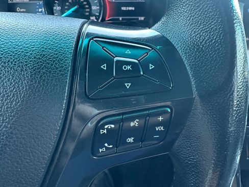 Used 2017 Ford Explorer XLT w/ Equipment Group 202A AWD/4WD image 22