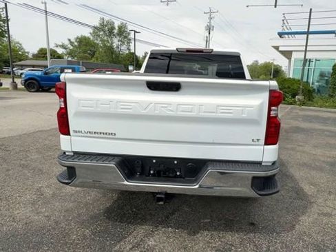Used 2023 Chevrolet Silverado 1500 LT AWD/4WD image 7