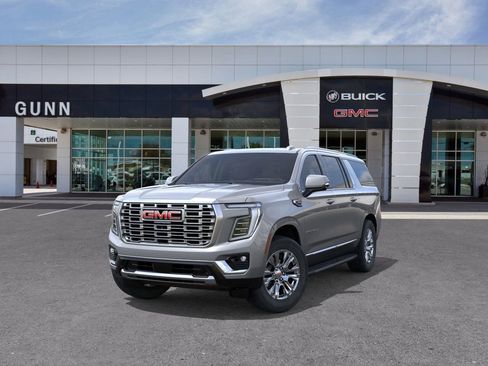 New 2026 GMC Yukon XL Denali image 8