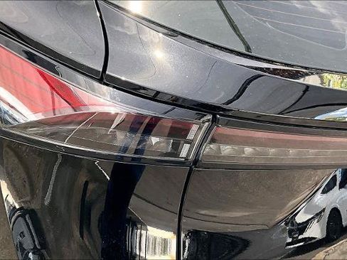 Certified 2023 Nissan Ariya FWD image 27