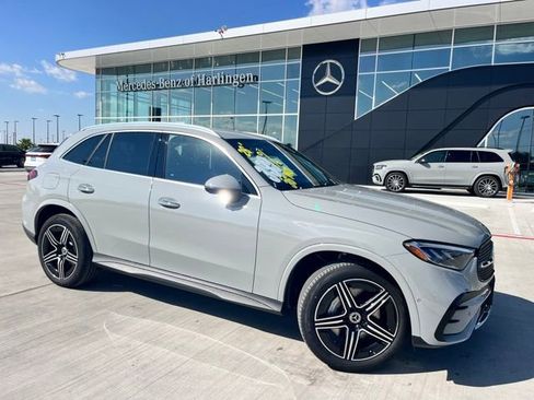New 2026 Mercedes-Benz GLC 300 image 1